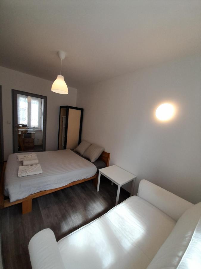 17, Face A La Gare Apartman Lannion Kültér fotó