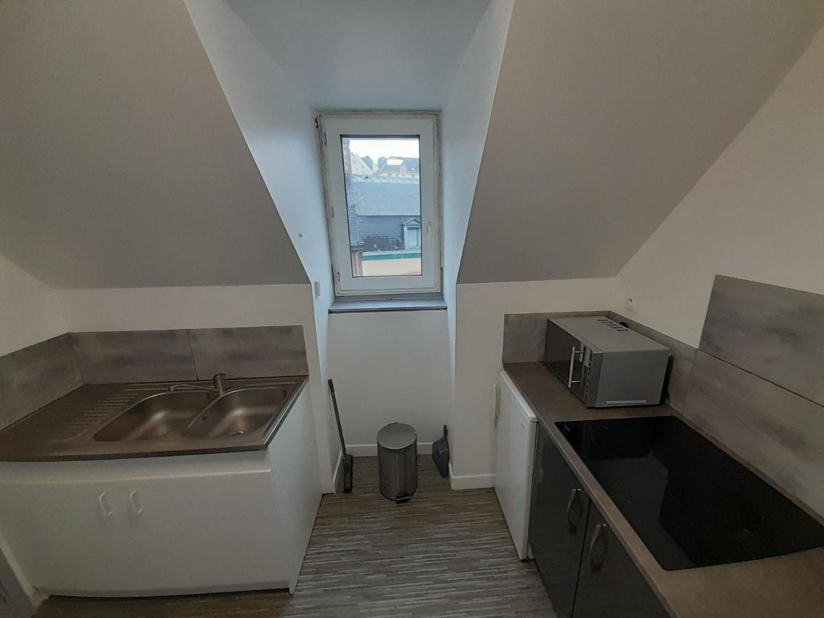 17, Face A La Gare Apartman Lannion Kültér fotó